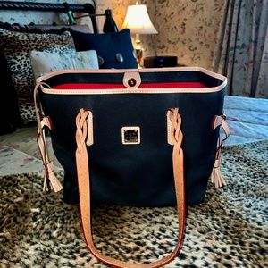 Dooney & Bourke Eva Bailey Extra Large Tote - Black